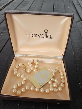 Marvella NWT Cream Pearl Necklace Vintage Original Packaging Granny Regency